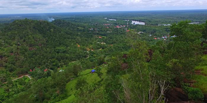 Tampak pemandangan dari Bukit Tangkiling (DOK KALTENG POS)