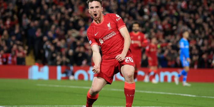 SELEBRASI : Penyerang Liverpool Diogo Jota merayakan golnya ke gawang Atletico Madrid dalam laga lanjutan Grup B Liga Champions di Stadion Anfield, Liverpool, Inggris, Kamis (4/11) dini hari WIB. (FOTO: LEE SMITH ACTION IMAGES/ANTARA/JAWAPOS.COM)