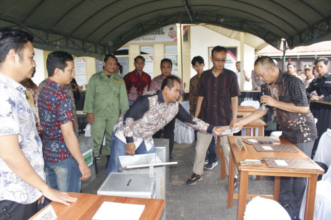 Polres Barsel Gelar Bimtek Dan Simulasi Pengamanan TPS | KaltengPos