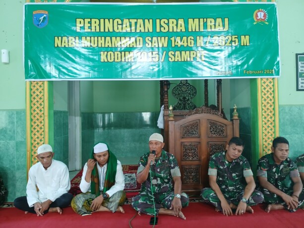 ISRA MIKRAJ : Kodim 1015 Sampit menggelar peringatan Isra Mikraj Nabi Muhammad SAW 1446 H/2025 M di Masjid Asy Saja'ah Makodim 1015/Spt, Kabupaten Kotawaringin Timur, Selasa (4/2).