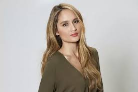 Cinta Laura