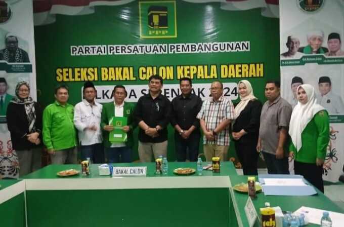 Shalahuddin dan Felix Sonadie Y Tingan bersama pengurus PPP Barito Utara dalam seleksi bakal calon kepala daerah Pilkada 2024.