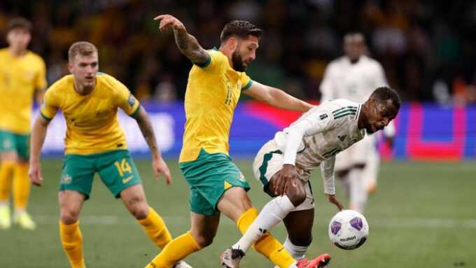 Pertandingan Australia vs Arab Saudi berakhir imbang tanpa gol. (Sumber: Getty Images/Darrian Traynor)