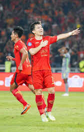 Ryo Matsumura mencetak gol untuk Persija Jakarta pada kompetisi BRI Liga 1 2024/2025. (Foto: Instagram @riomatsumura.official)