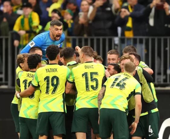 Timnas Australia mengalahkan Jepang 1-0