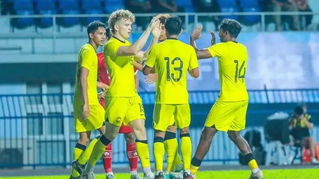 Selebrasi Timnas Malaysia U-23 usai mencetak gol. (Sumber: Instagram/@famalaysia)