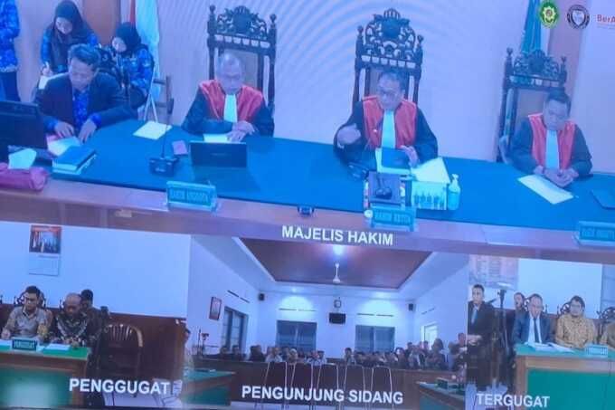 Perisdangan gugatan tuduhan ijazah jokowi