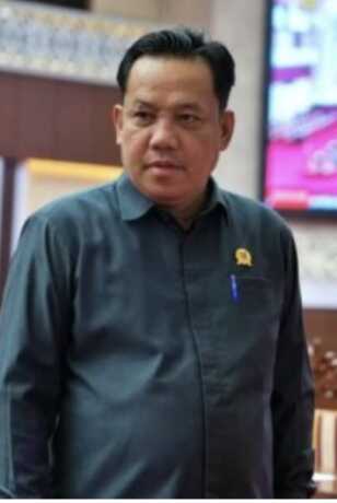 Anggota Komisi I DPRD Kalteng, Purdiono, mendesak agar Desa Dambung kembali ke Kalteng.
