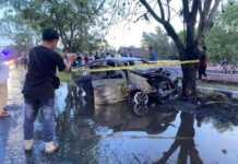 Mobil terbakar secara misterius di Jalan Bukit Keminting, Kecamatan Jekan Raya, Palangka Raya, Kamis (5/6).