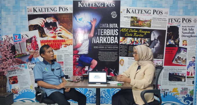 Dosen UPR Rony Teguh saat berbincang di Podcast Ruang Redaksi