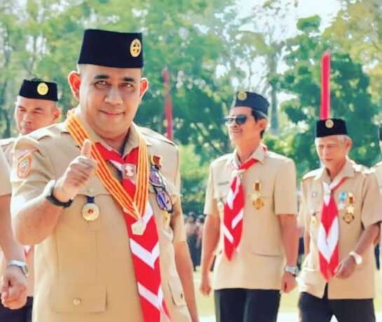 tulisan Prof. Dr. Ibnu Elmi A.S. Pelu, S.H., M.H. sebagai Ketua Harian GP Kwarda Kalteng mengangkat tema huma betang dan dasa darma pramuka serta program pemprov kalteng