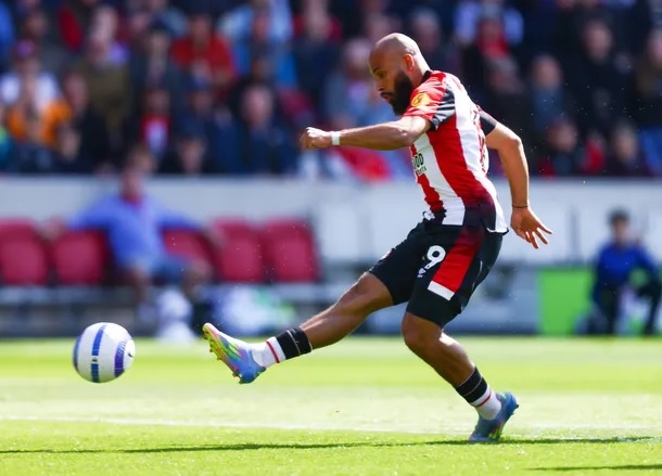Striker Brentford, Bryan Mbeumo