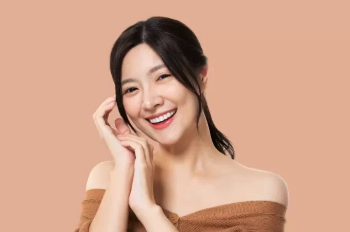 Ilustrasi, wanita Korea yang awet muda berkat lima makanan ini. Freepik/ studioredcup.