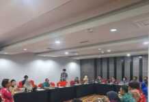 FGD: Tim peneliti gabungan dari UPR dan UNM menggelar FGD bertema “Transformasi Digital dalam Pertanian: Aplikasi untuk Meningkatkan Kesejahteraan Petani di Kalimantan Tengah” di Hotel Neo Palma, Kamis (3/7). (ROHAN/ KALTENG POS)